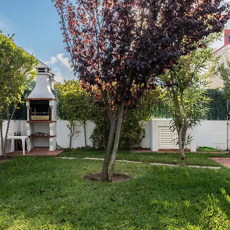 Blue Garden By Algarvemanta